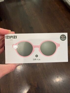 NWT IZIPIZI Kids SUN Polarized Sunglasses - Pink Frame